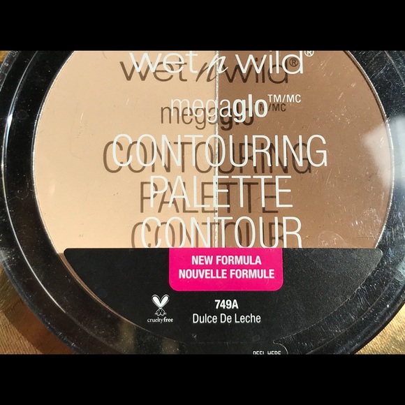 Physicians Formula and Wet n Wild Bronzer Bundle - Picture 3 of 4